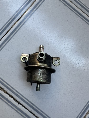 Regolatore pressione benzina - pressione,