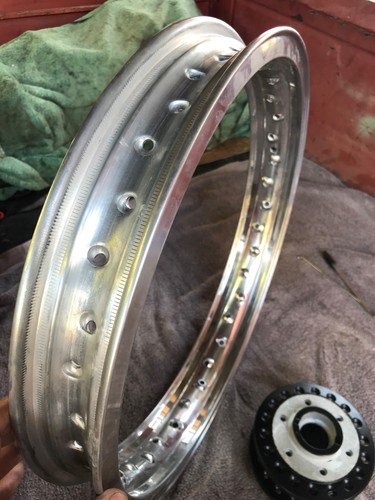 Cerchio ruota borrani ducati - ruota,