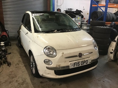 Fiat 500 white lounge - fiat,