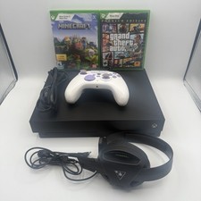 Microsoft Xbox One X per