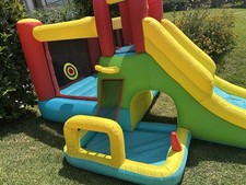 Castello Giostra Gonfiabile per Bambini completo di palline