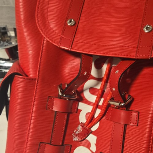 Louis vuitton supreme red - louis, logo