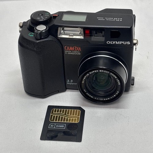 Fotocamera digitale compatta