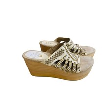 Size 9.5 Colleen Cordero
