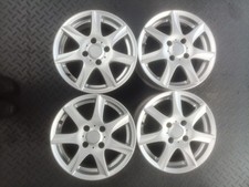 Kit 4 Cerchi Raggio 15 a 4 Fori