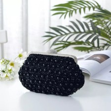 Pochette Elegante Con Perle E
