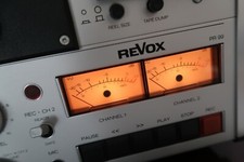 2x REVOX VU-METER