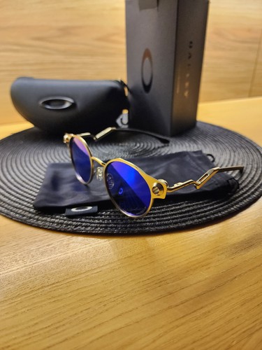 Oakley deadbolt metal - oakley,