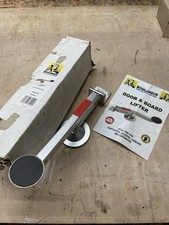 Sollevatore per porte e tavole