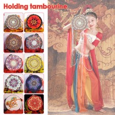 Gruppo etnico uiguro danza