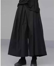 Pantaloni gonna stile