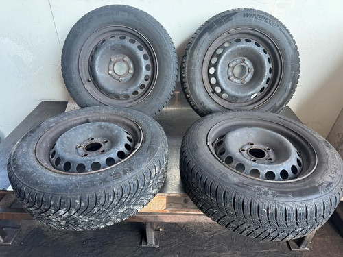 Pneumatici invernali 195/65R15
