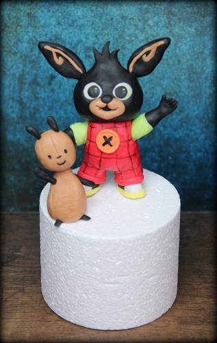 Figurine commestibili fatte - , a
