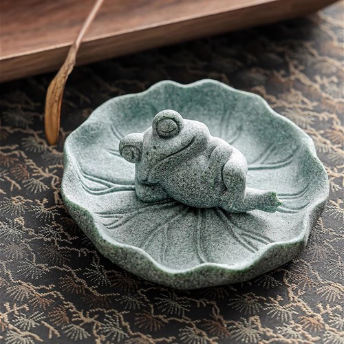 Green sandstone little frog - green,