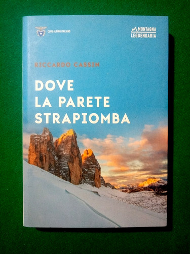 Libro dove la - libro, parete