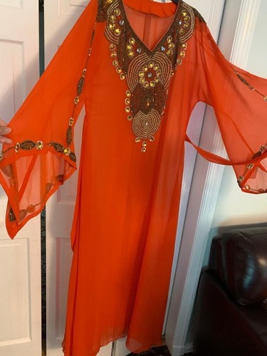 Orange kaftan