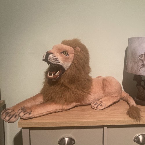 Grande peluche leone