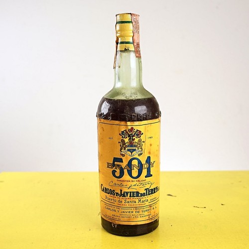 Bottiglia brandy 501 carlos - bottiglia,