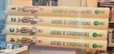 armi e uniformi di tutti i