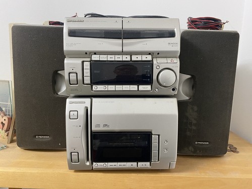 Impianto stereo con - hi, fi