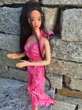 Barbie vintage anni 80 twirly curls hispanic del 1982