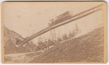 Foto photo treno su rotaie