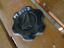 M9017 XX - TAPPO RIEMPIMENTO OLIO MOTORE DAIHATSU DE TOMASO TURBO