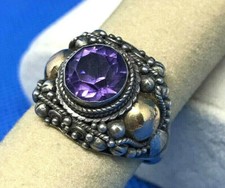 ANELLO ETNICO CON PIETRA VIOLA E PARTICOLARI IN FILIGRANA DORATA ARGENTO 925