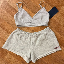 Brandy Melville set salotto