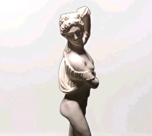Statua dea nuda carusi - statua, g.