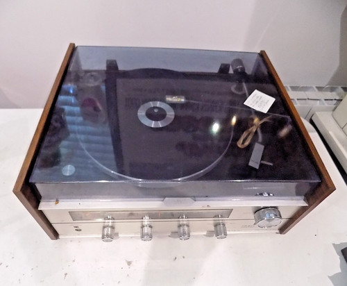 Sistema giradischi stereo