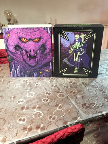 Mondo scare glow - glow, of