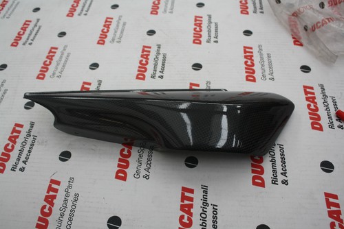 Fianchetto carbonio per - dx,