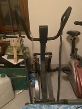 Attrezzo Usato , Per Allenare Gambe , Utile Per Riabilitazione E Per Gli Anziani