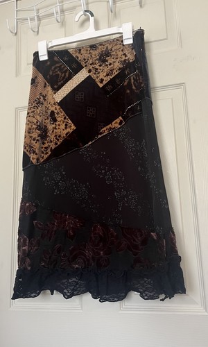 Gonna patchwork floreale