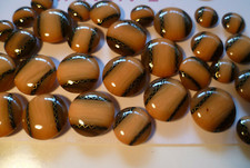 30 BOTTONI COLOR BEIGE LEGNO ANNI 70 VINTAGE RESINA DIAMETRO 1,7 , 2,2 , 2,8 CM