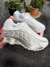 UK 4 Nike Shox R4 bianche
