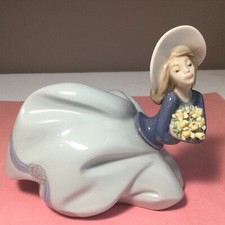 Lladro #5591 “Garden