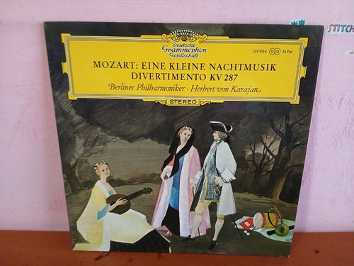 Mozart karajan eine kleine - -,