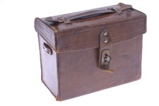 ✅ STEREO PLACCA IN PELLE