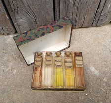 Ancien Coffret de 5 Flacons de