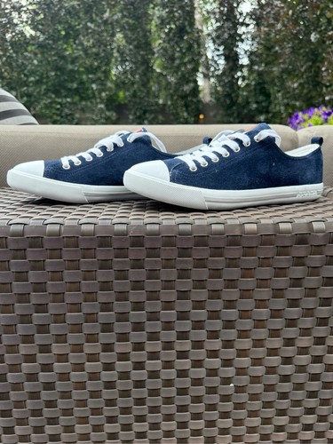 Prada navy blue - cap, toe