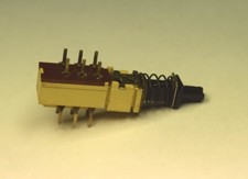 Interruttore a pulsante DPDT switch ON/OFF - Deviatore a pulsante 2vie 2posiz.