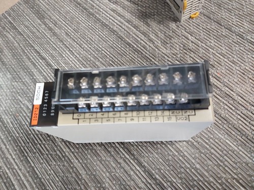 C200h id212 plc omron - c200h-id212, ok