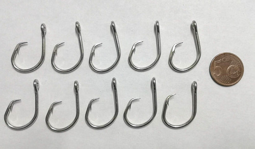 Ami mustad tuna - mustad, circle