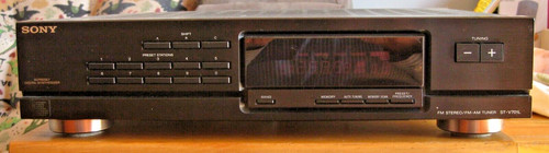 Vintage sony v701 fm - st,