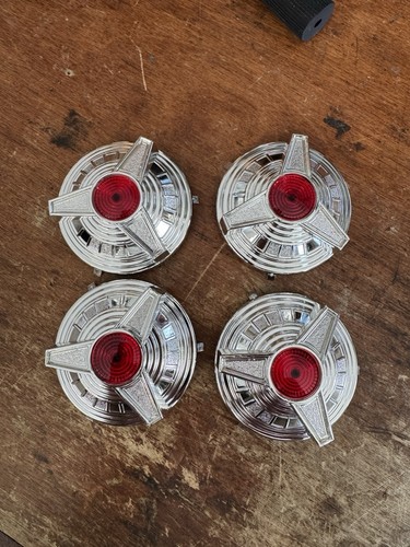 Set tappi mozzo gioiello auto