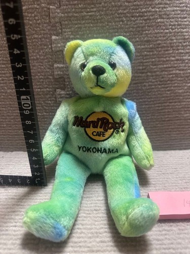 Hard rock cafe - rock, bear