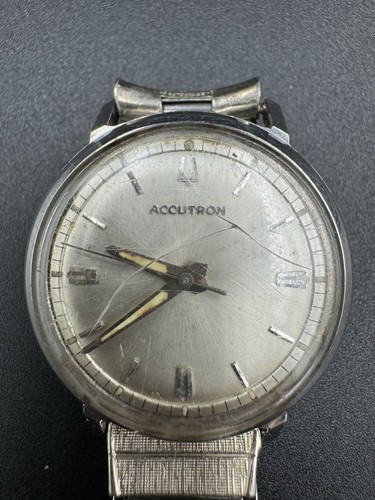 Bulova 1969 accutron 214 - 1969,