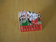 PINS MORER PERPINYA DANSE